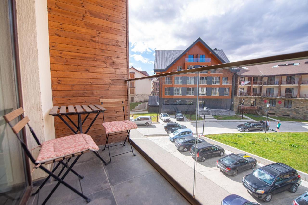Very Fast Wifi And Own Park Place!! Gudauri Exterior foto