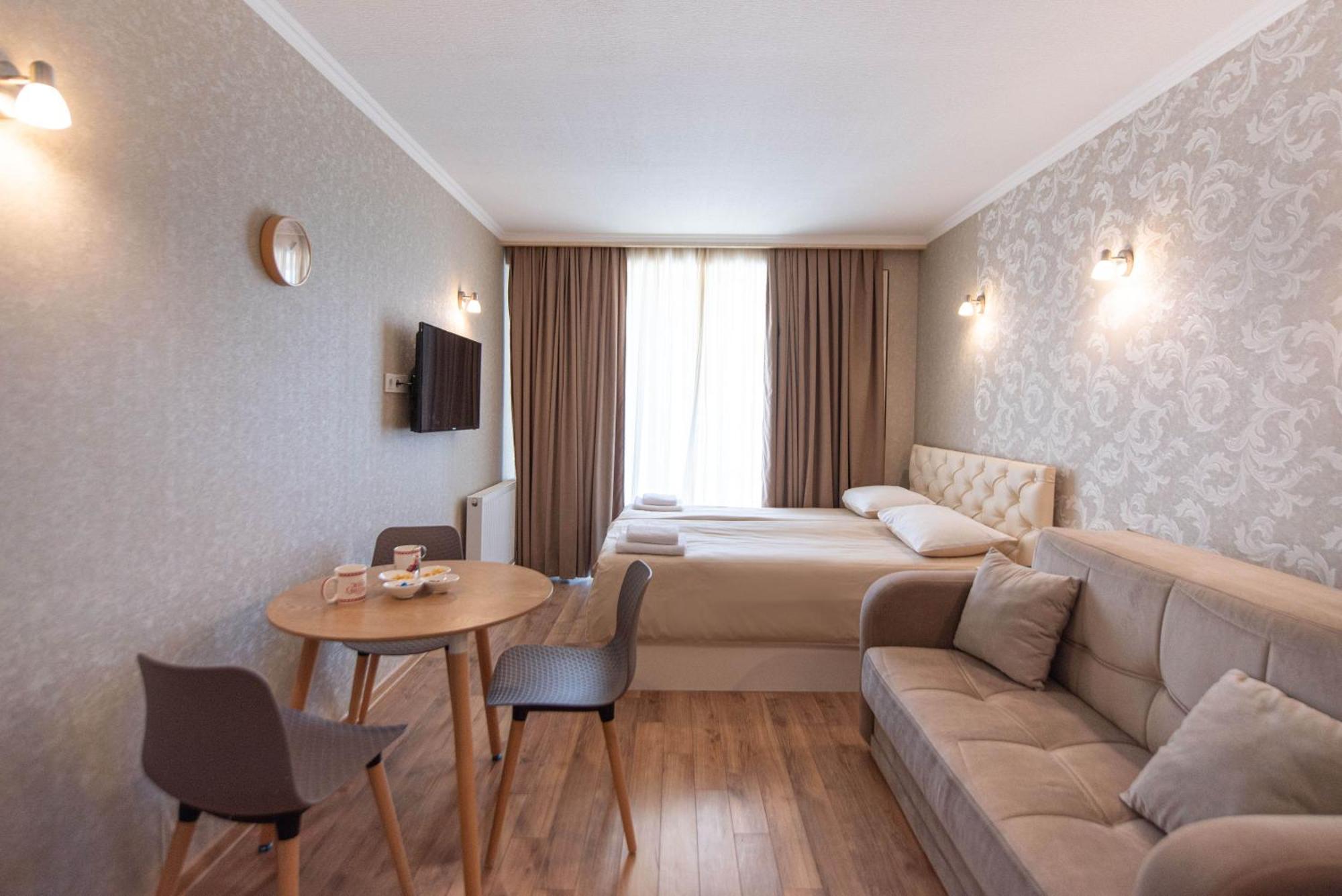 Very Fast Wifi And Own Park Place!! Gudauri Exterior foto